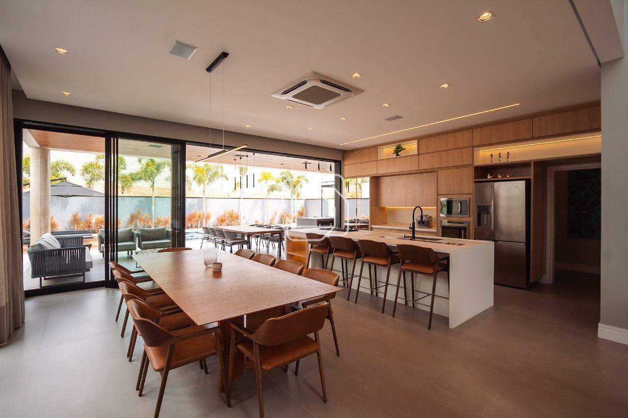 Casa de Condomínio à venda em Indaiatuba - SP - Parque Villa dos Pinheiros: 
