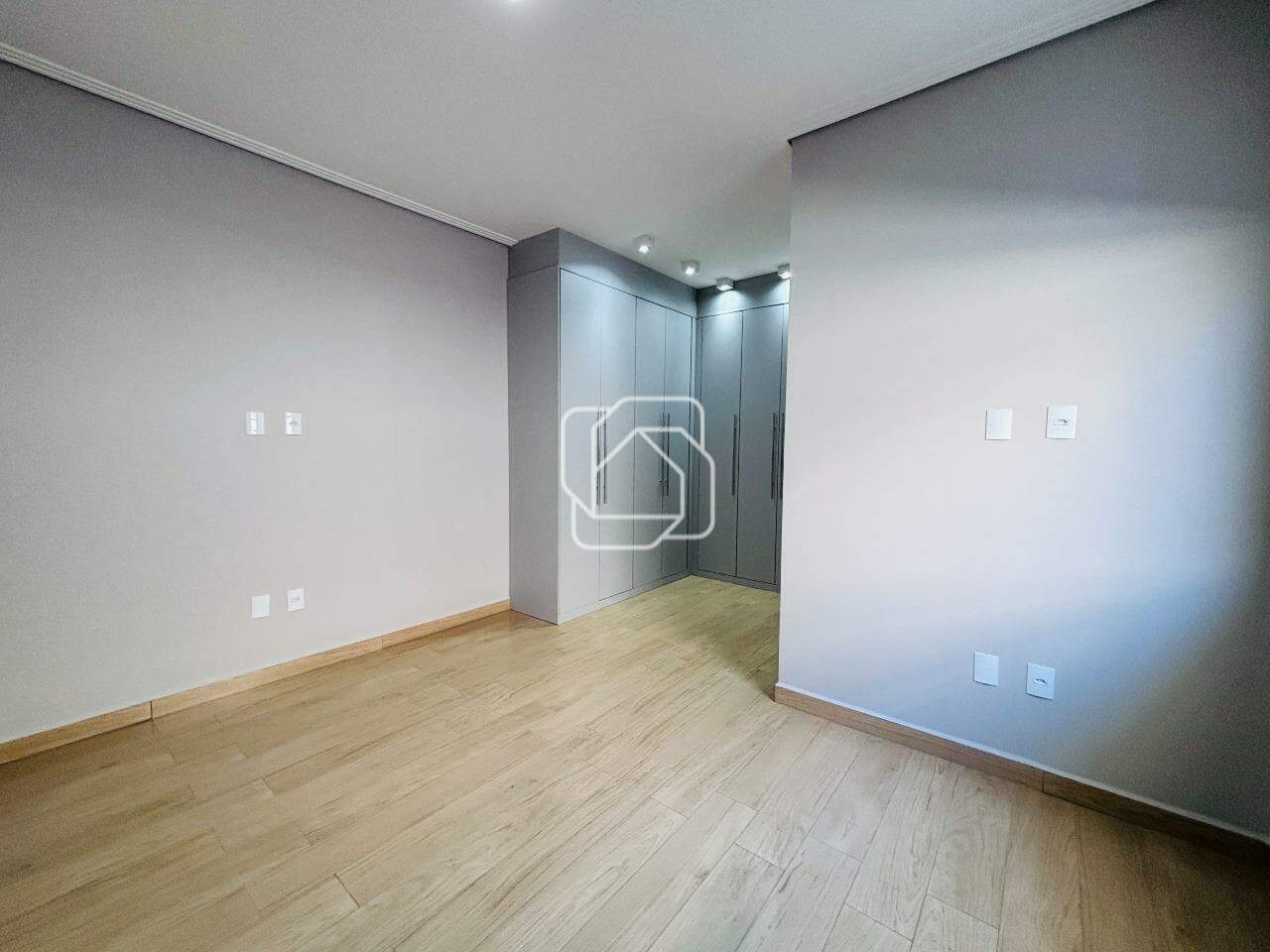 Casa de Condomínio à venda em Salto - SP - Mirante dos Ypês: