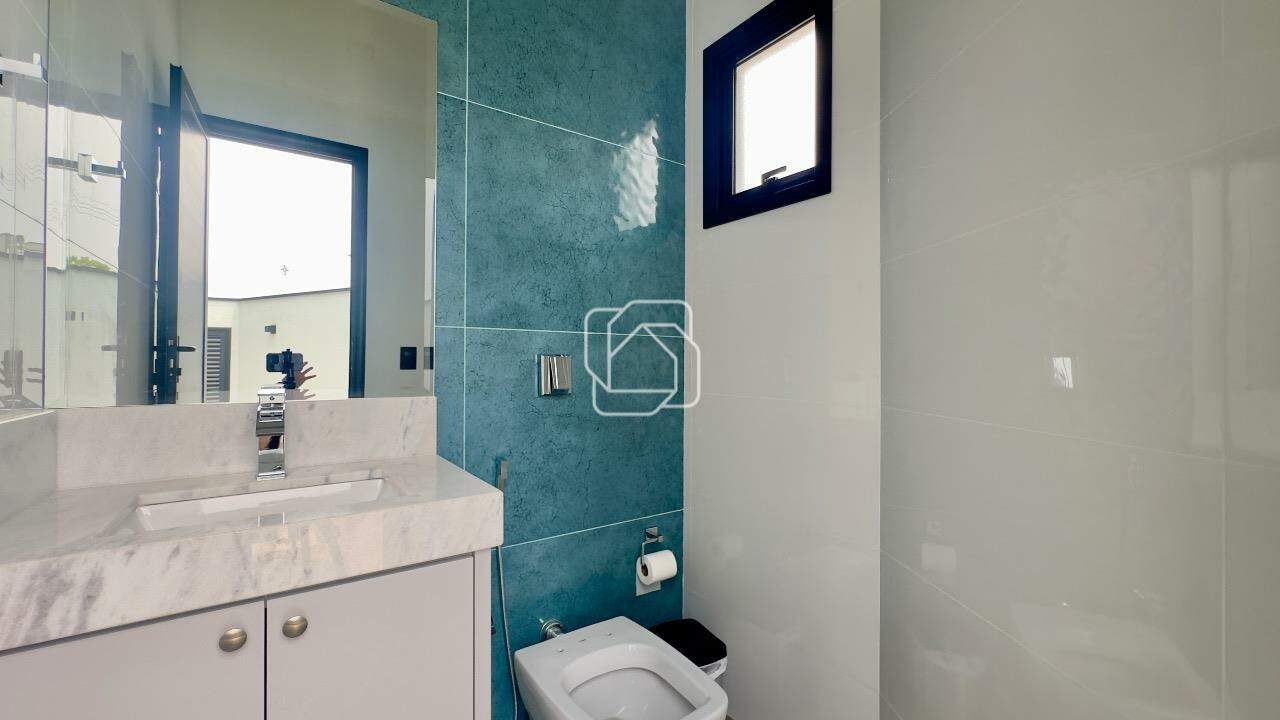 Casa de Condomínio à venda em Indaiatuba - SP - Jardim Residencial Viena: Banheiro