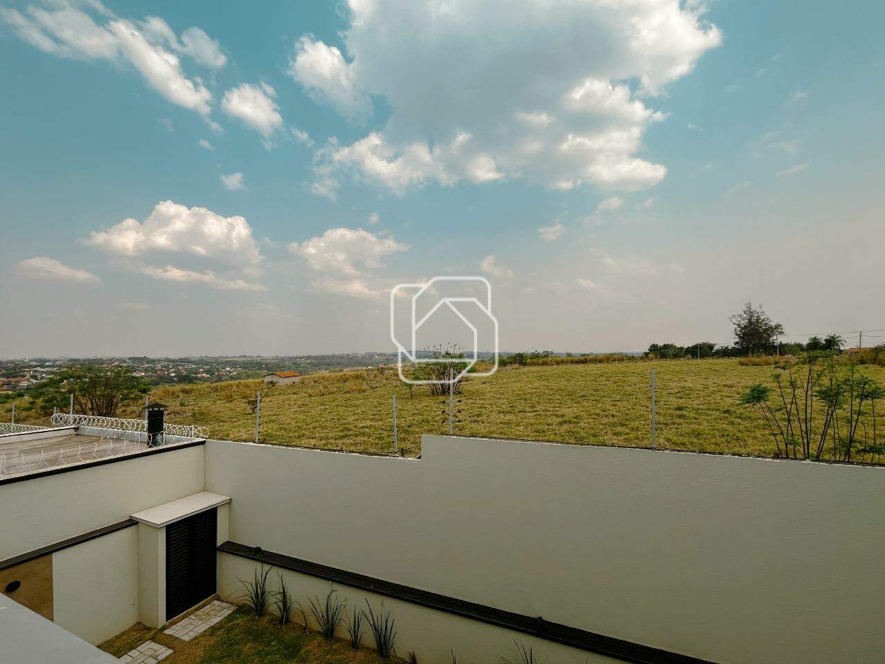 Casa de Condomínio à venda em Indaiatuba - SP - Jardim Residencial Alto de Itaici: Vista do imóvel 