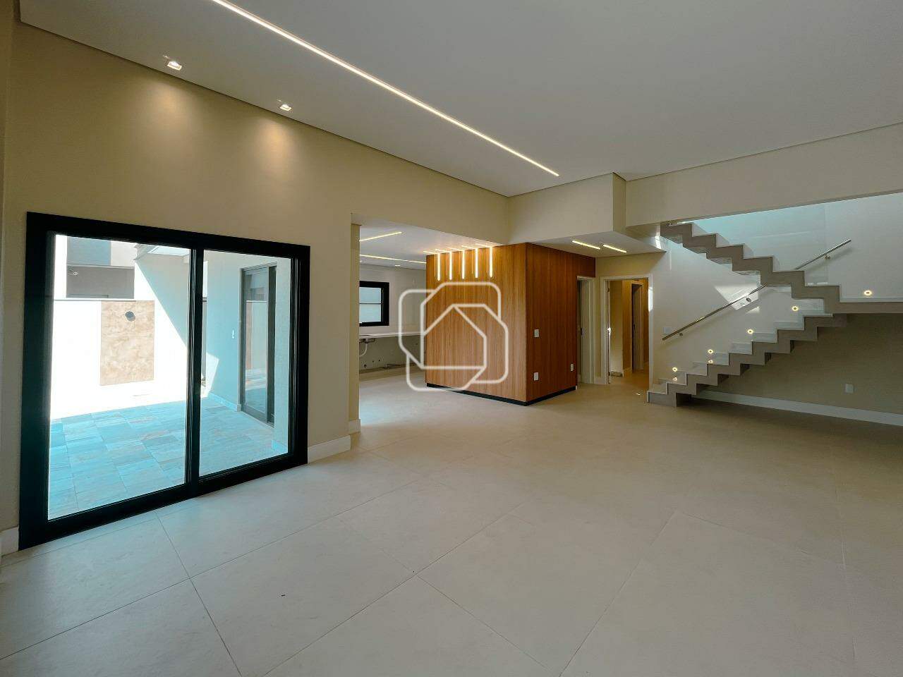 Casa de Condomínio à venda em Indaiatuba - SP - Jardim Residencial Alto de Itaici: Ambientes integrados