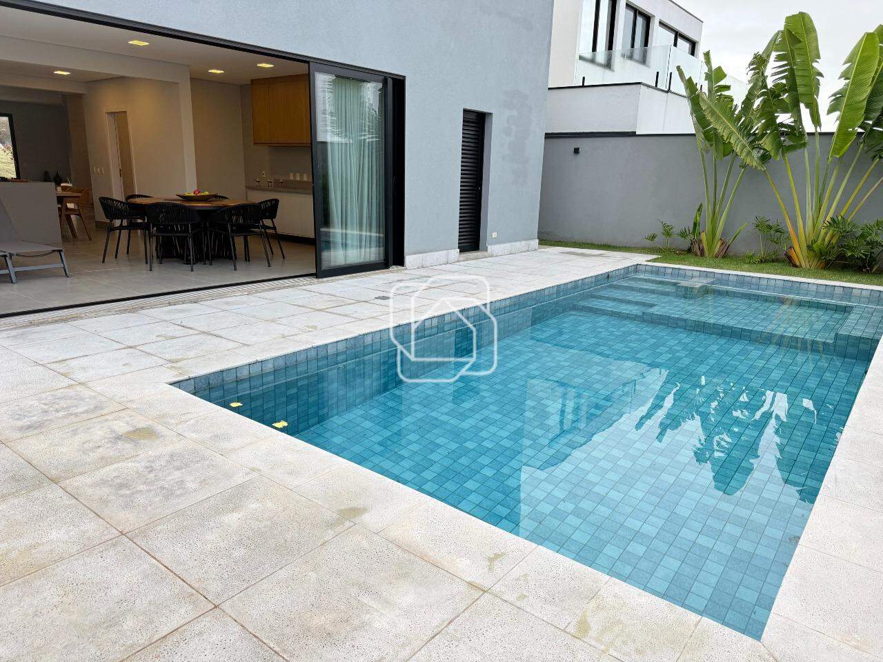 Casa de Condomínio à venda em Itu - SP - Condomínio Villas do Golfe: Área da piscina