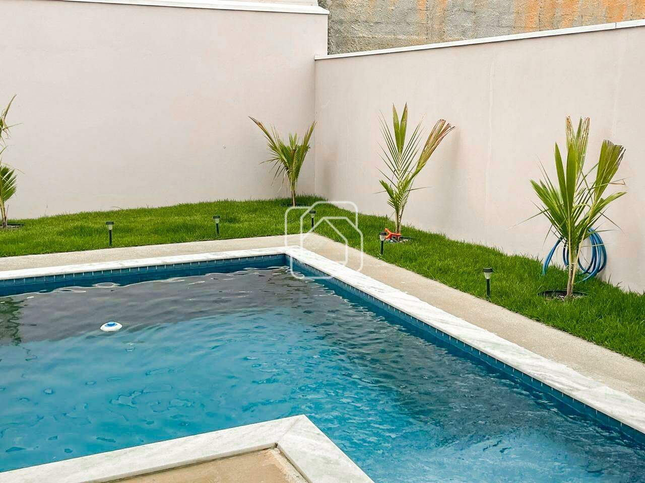 Casa de Condomínio à venda em Salto - SP - Portal dos Bandeirantes Salto: Piscina