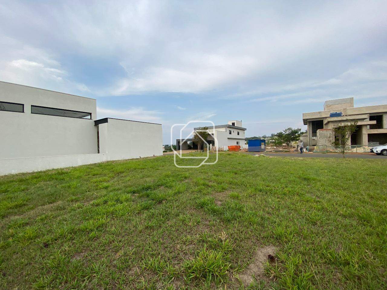 Terreno à venda em Itu - SP - Condomínio Villas do Golfe: 