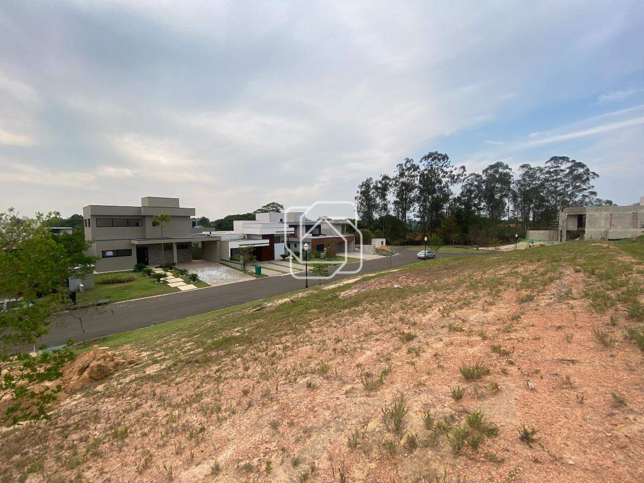 Terreno à venda em Itu - SP - Condomínio Villas do Golfe: 