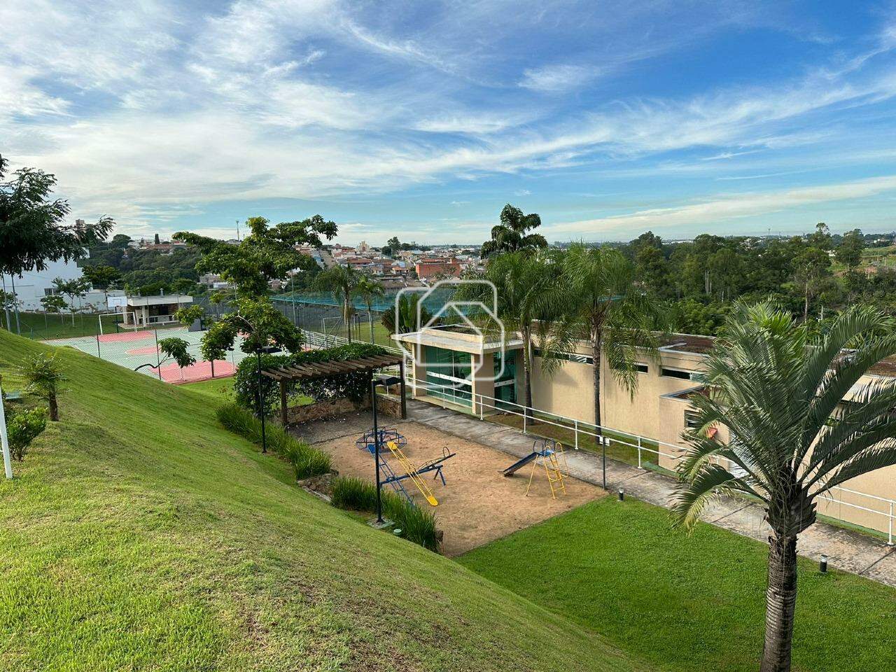 Casa de Condomínio à venda em Salto - SP - Residencial Central Parque: