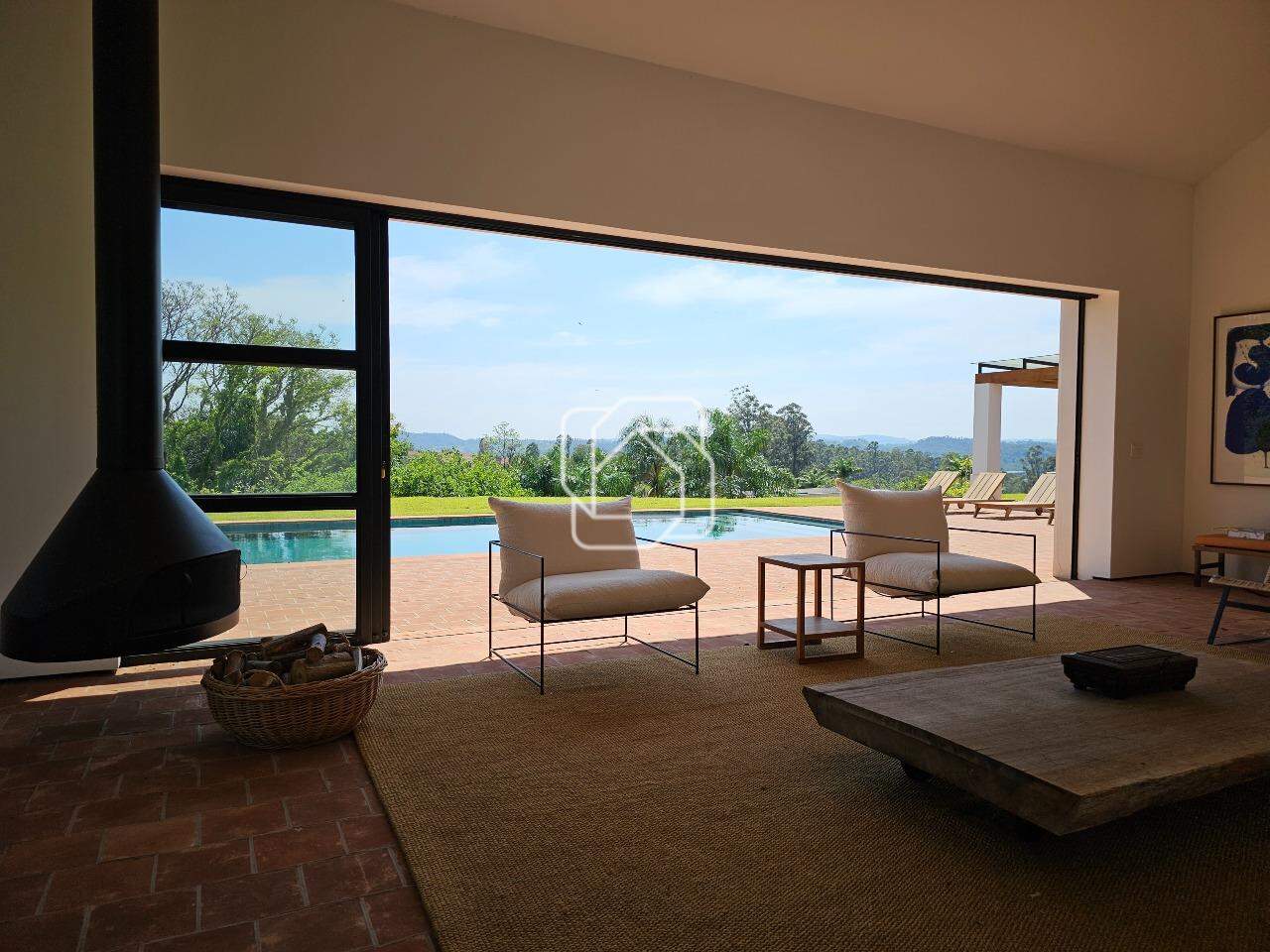 Casa de Condomínio à venda em Itupeva - SP - Fazenda da Grama: Sala de estar