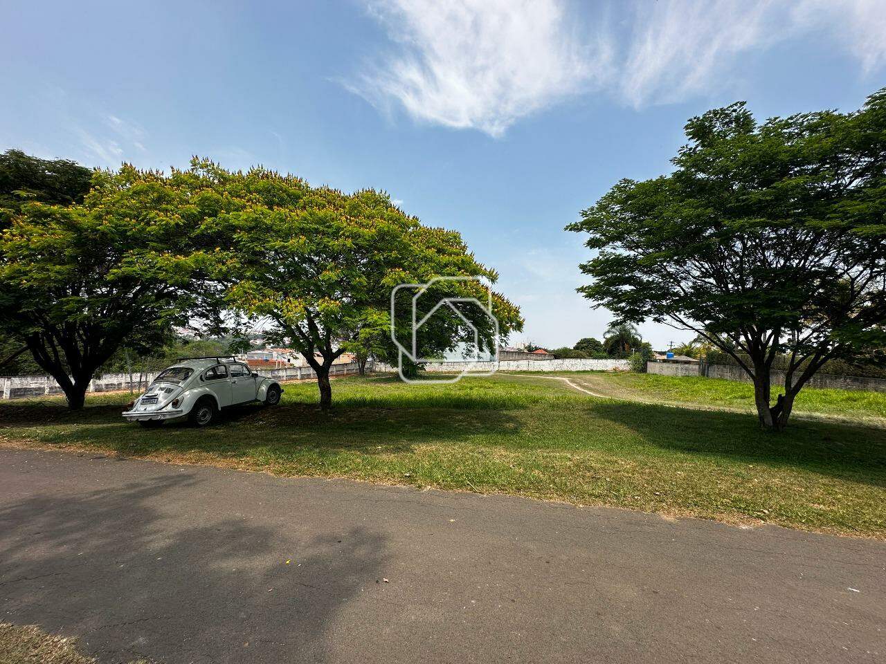 Terreno à venda em Salto - SP - Condomínio Moradas São Luiz: 