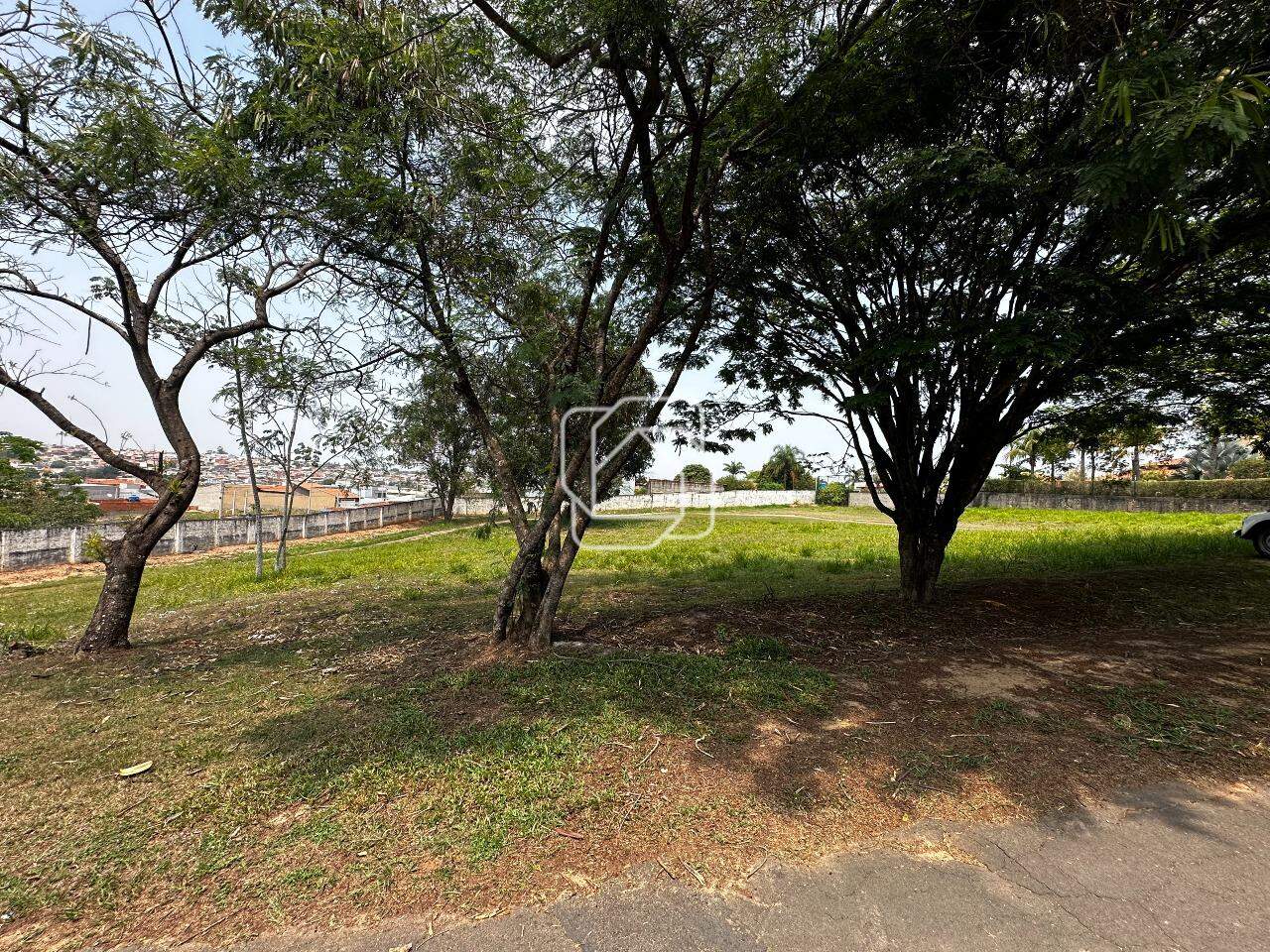 Terreno à venda em Salto - SP - Condomínio Moradas São Luiz: 