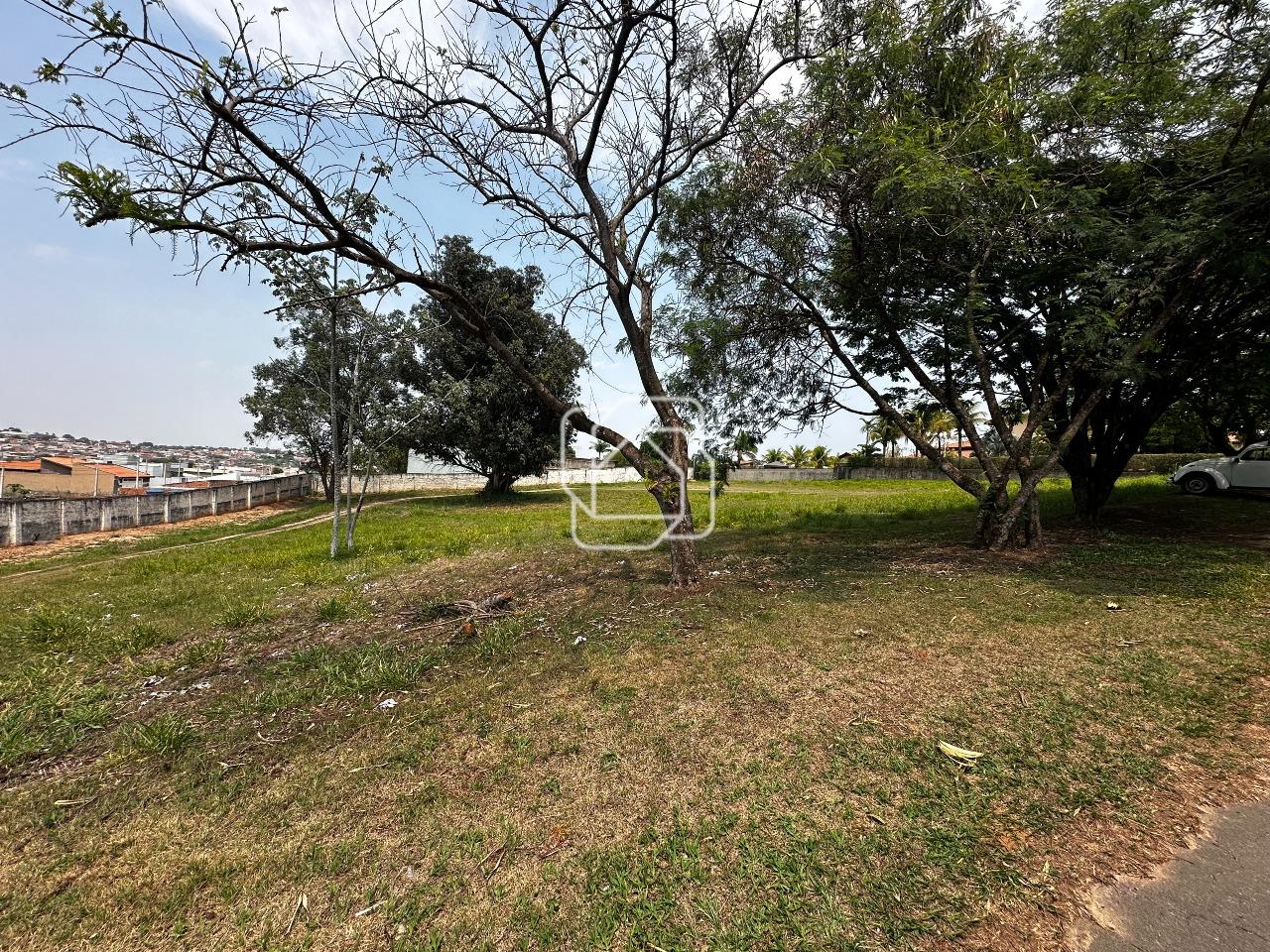 Terreno à venda em Salto - SP - Condomínio Moradas São Luiz: 