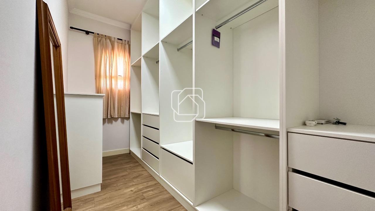 Casa de Condomínio à venda em Indaiatuba - SP - Condomínio Terra Magna: Closet