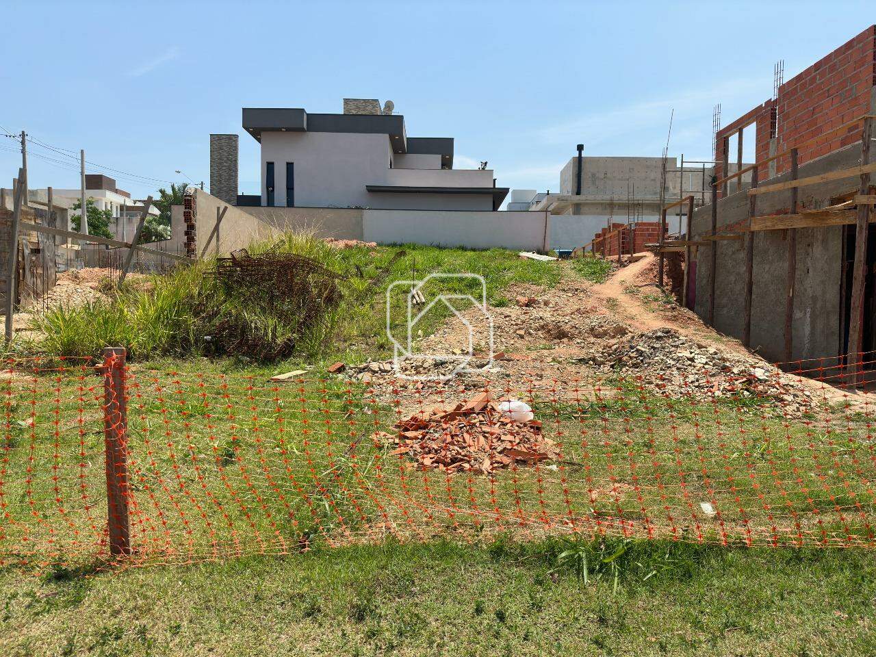 Terreno à venda em Salto - SP - Reserva Central Parque: