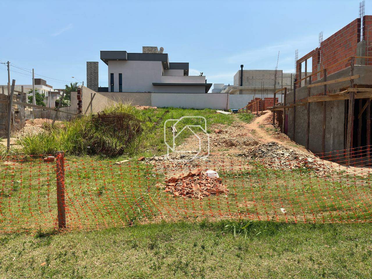 Terreno à venda em Salto - SP - Reserva Central Parque: 