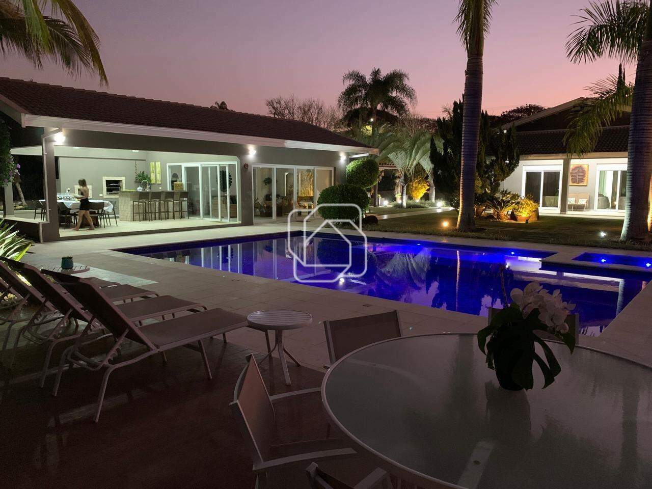 Casa de Condomínio à venda em Salto - SP - Condomínio Moradas São Luiz: Fachada