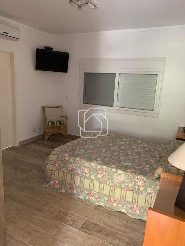 Casa de Condomínio à venda em Salto - SP - Condomínio Moradas São Luiz: Suíte