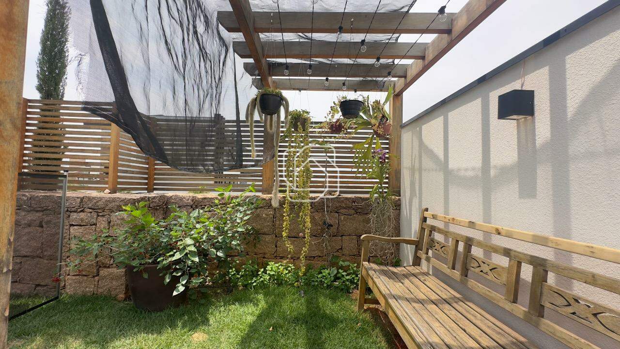 Casa de Condomínio à venda em Indaiatuba - SP - Jardim Residencial Dona Maria José: Área externa