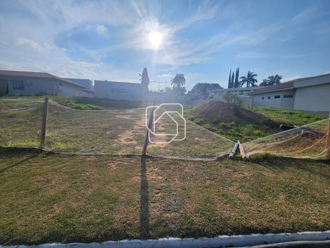 Terreno à venda em Itu - SP - Parque Village Castelo: 