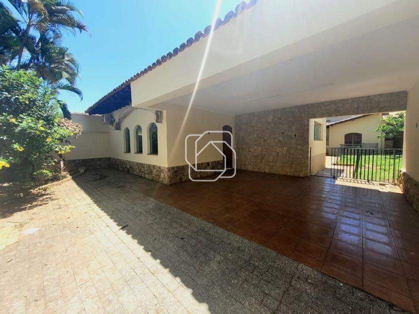 Casa para aluguel em Indaiatuba - SP - Vila Suíça: Garagem