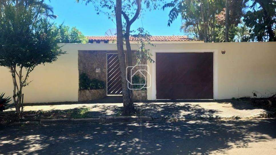 Casa para aluguel em Indaiatuba - SP - Vila Suíça: Fachada
