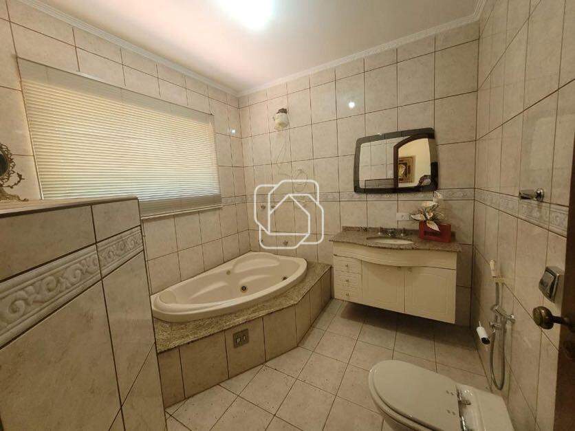 Casa para aluguel em Indaiatuba - SP - Vila Suíça: Banheiro