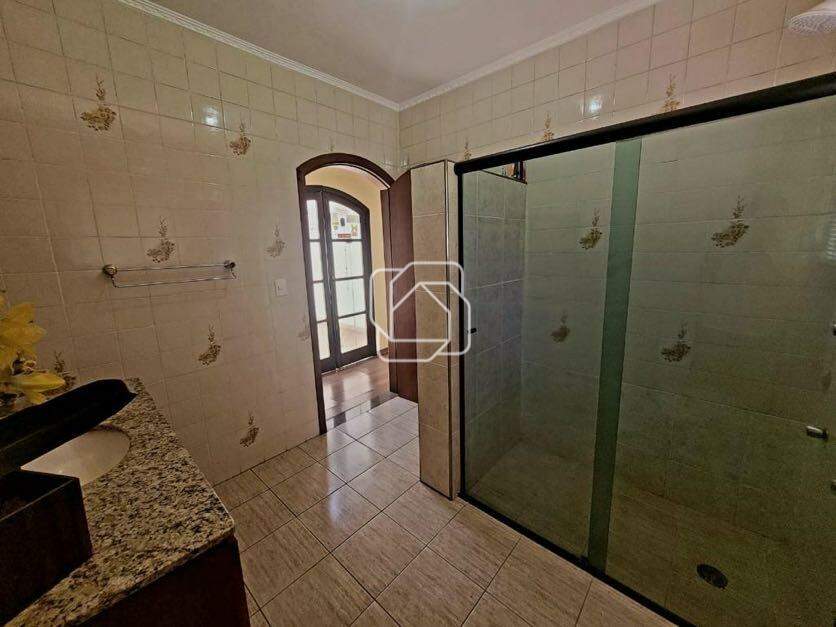 Casa para aluguel em Indaiatuba - SP - Vila Suíça: Banheiro