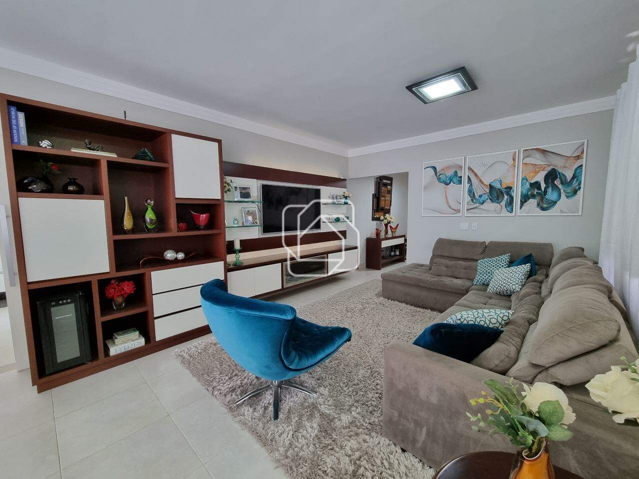 Casa de Condomínio para aluguel em Indaiatuba - SP - Residencial Beira da Mata: Sala de estar