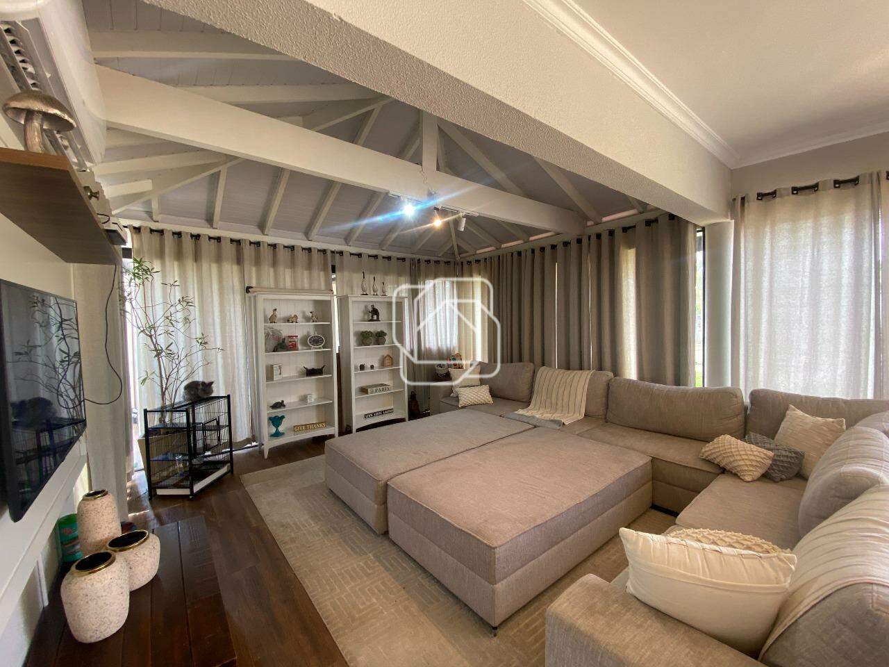 Casa de Condomínio à venda em Itu - SP - Parque Village Castelo: