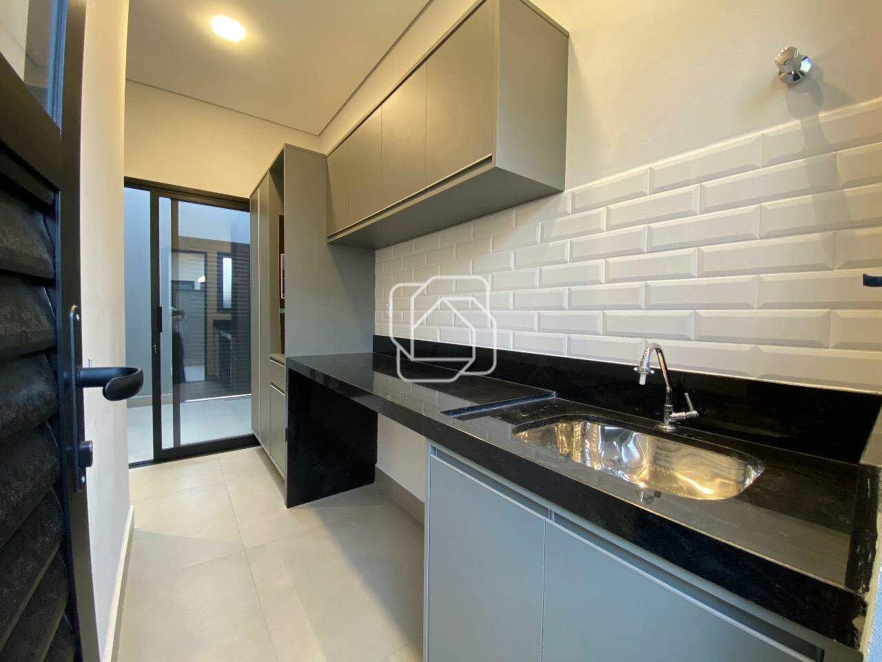 Casa de Condomínio à venda em Indaiatuba - SP - Jardim Residencial Dona Lucilla: Lavanderia