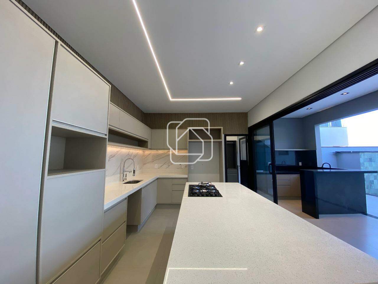 Casa de Condomínio à venda em Indaiatuba - SP - Jardim Residencial Dona Lucilla: Cozinha integrada