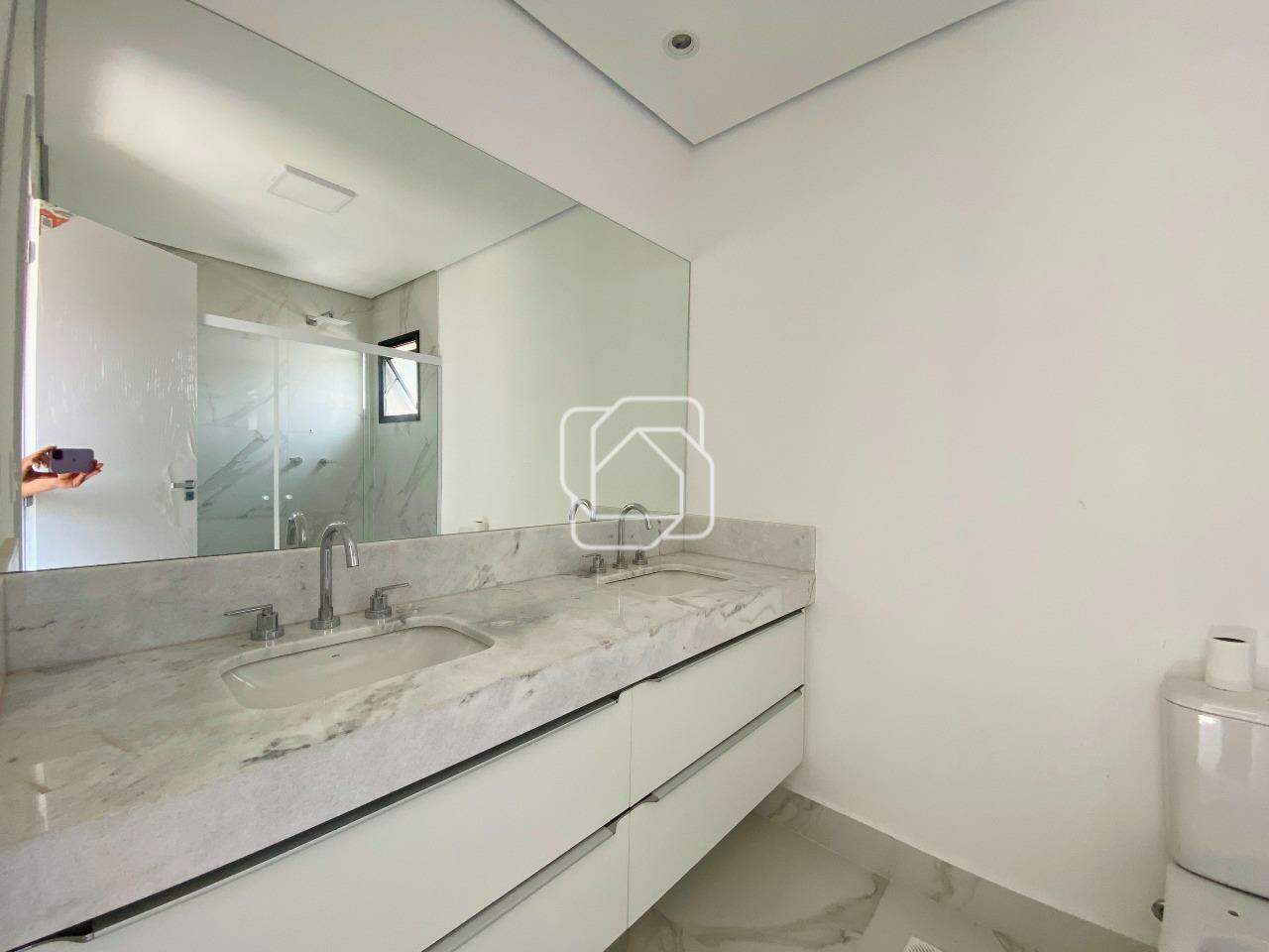 Apartamento para aluguel em Indaiatuba - SP - Reserva Luíza Tomazelli: Banheiro