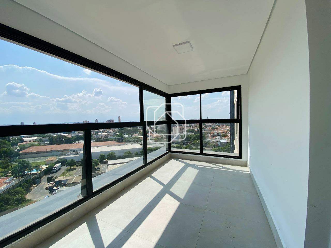 Apartamento para aluguel em Indaiatuba - SP - Reserva Luíza Tomazelli: Varanda
