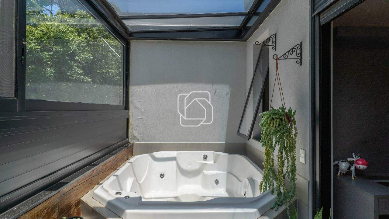 Casa de Condomínio à venda em Itu - SP - Condomínio Parque do Varvito: 