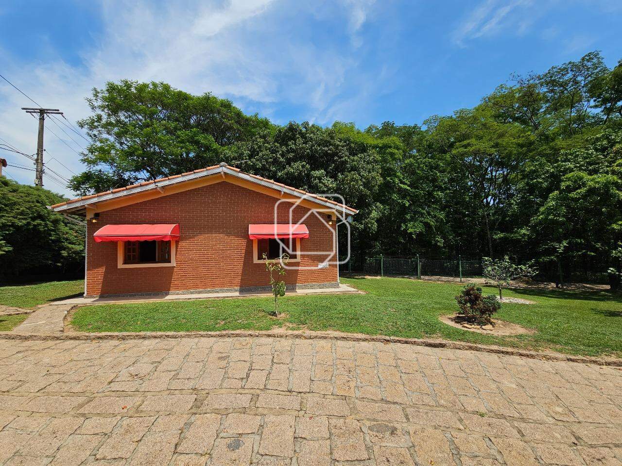 Casa de Condomínio à venda em Indaiatuba - SP - Recanto das Flores: Área externa