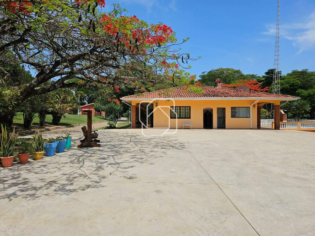 Casa de Condomínio à venda em Indaiatuba - SP - Recanto das Flores: Área externa