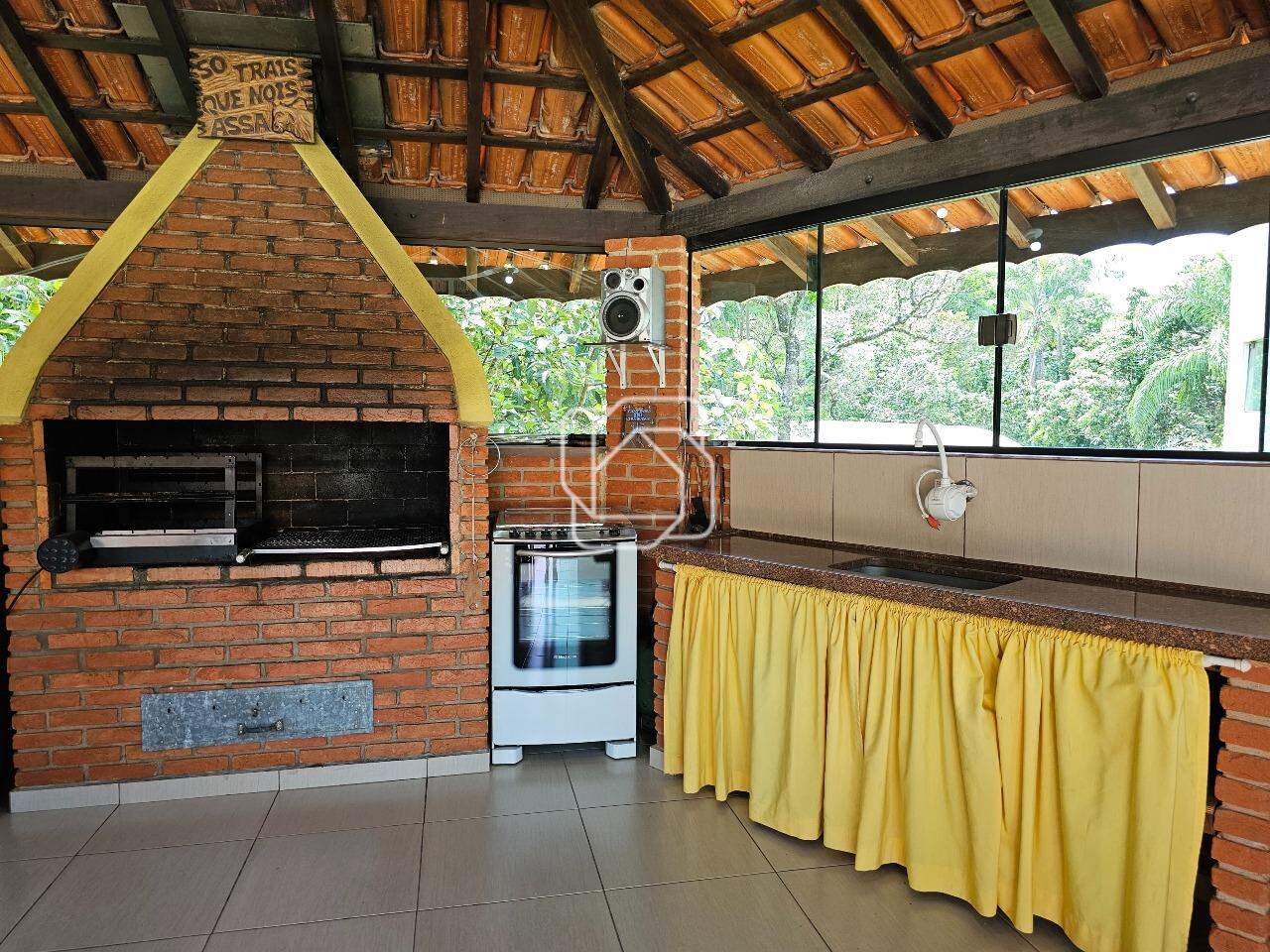 Casa de Condomínio à venda em Indaiatuba - SP - Recanto das Flores: Área gourmet