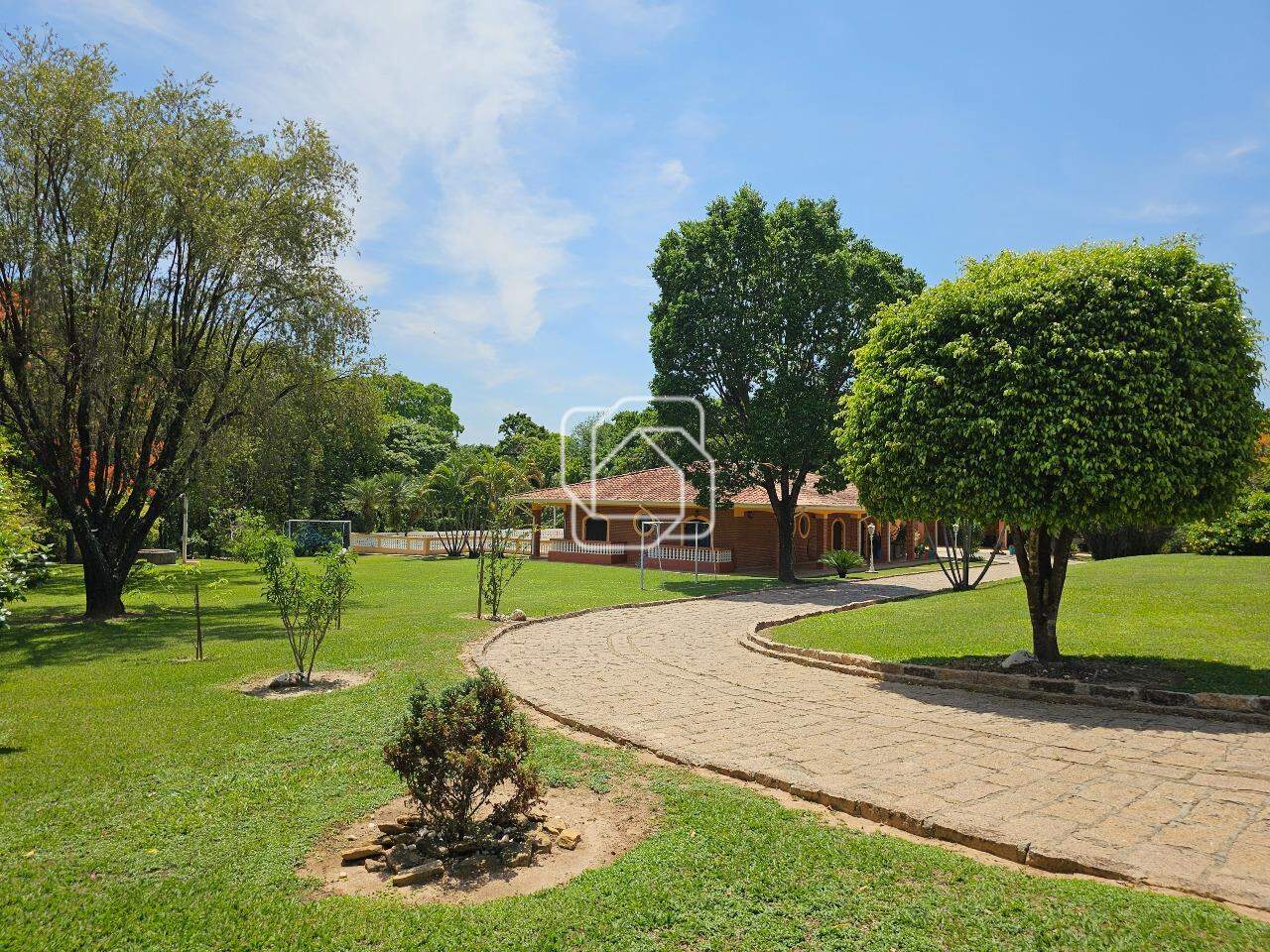 Casa de Condomínio à venda em Indaiatuba - SP - Recanto das Flores: Área externa