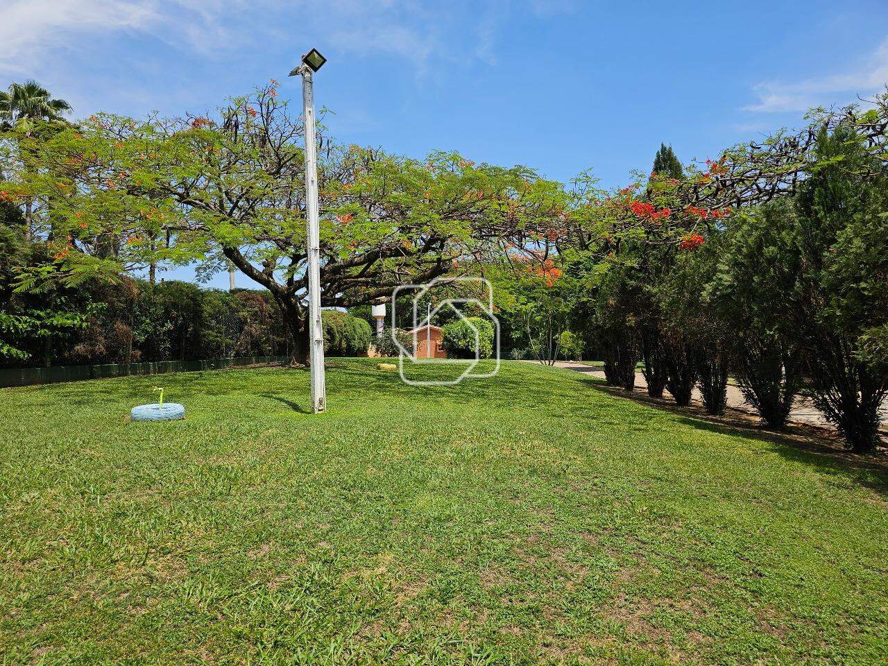 Casa de Condomínio à venda em Indaiatuba - SP - Recanto das Flores: Área externa
