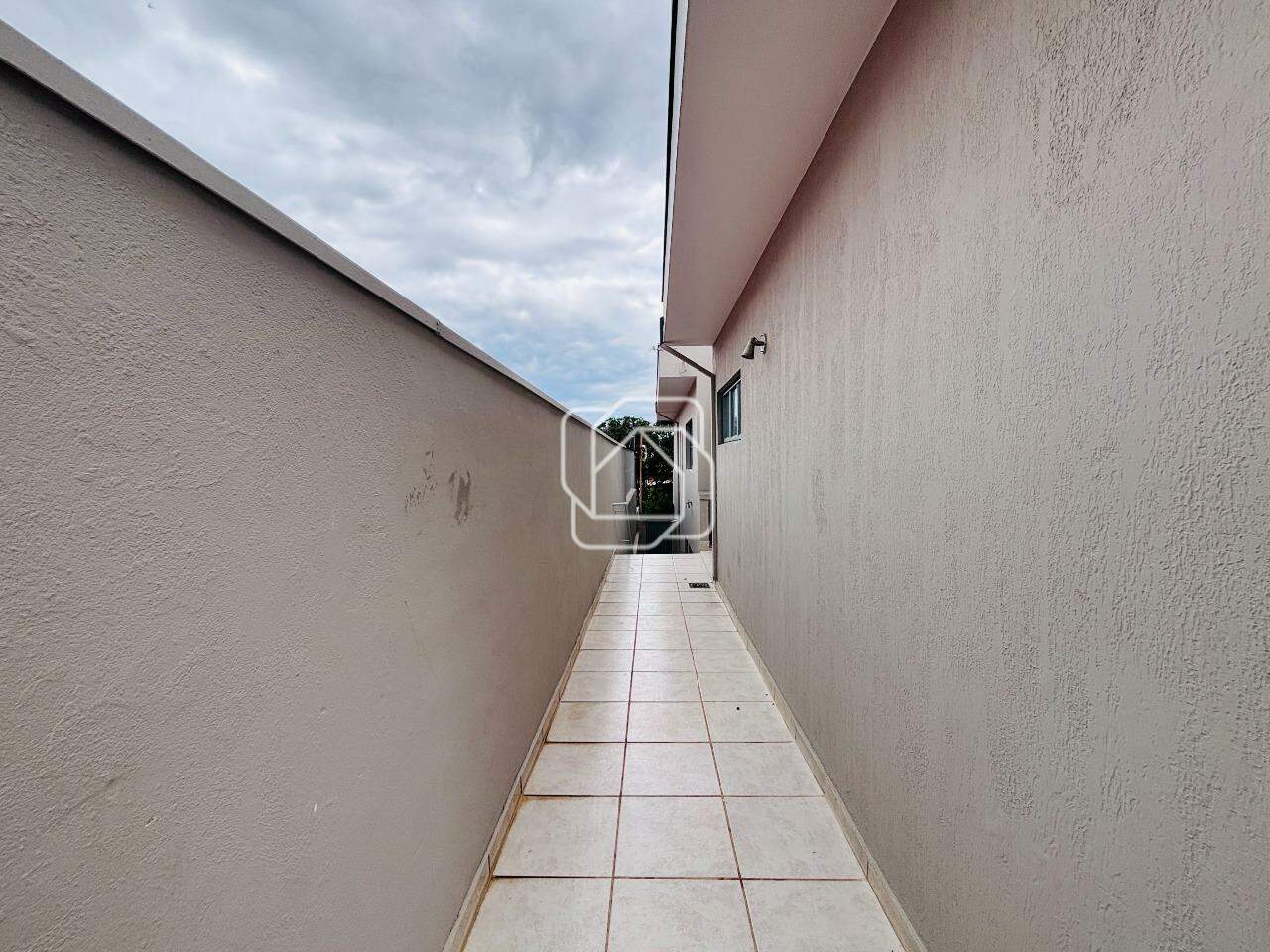 Casa de Condomínio à venda em Itu - SP - Condomínio Portal de Itu: Corredor Externo