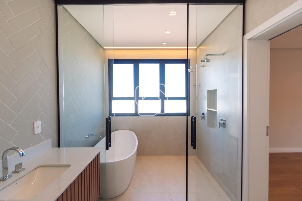 Casa de Condomínio à venda em Indaiatuba - SP - Jardim Vila Paradiso: Banheiro