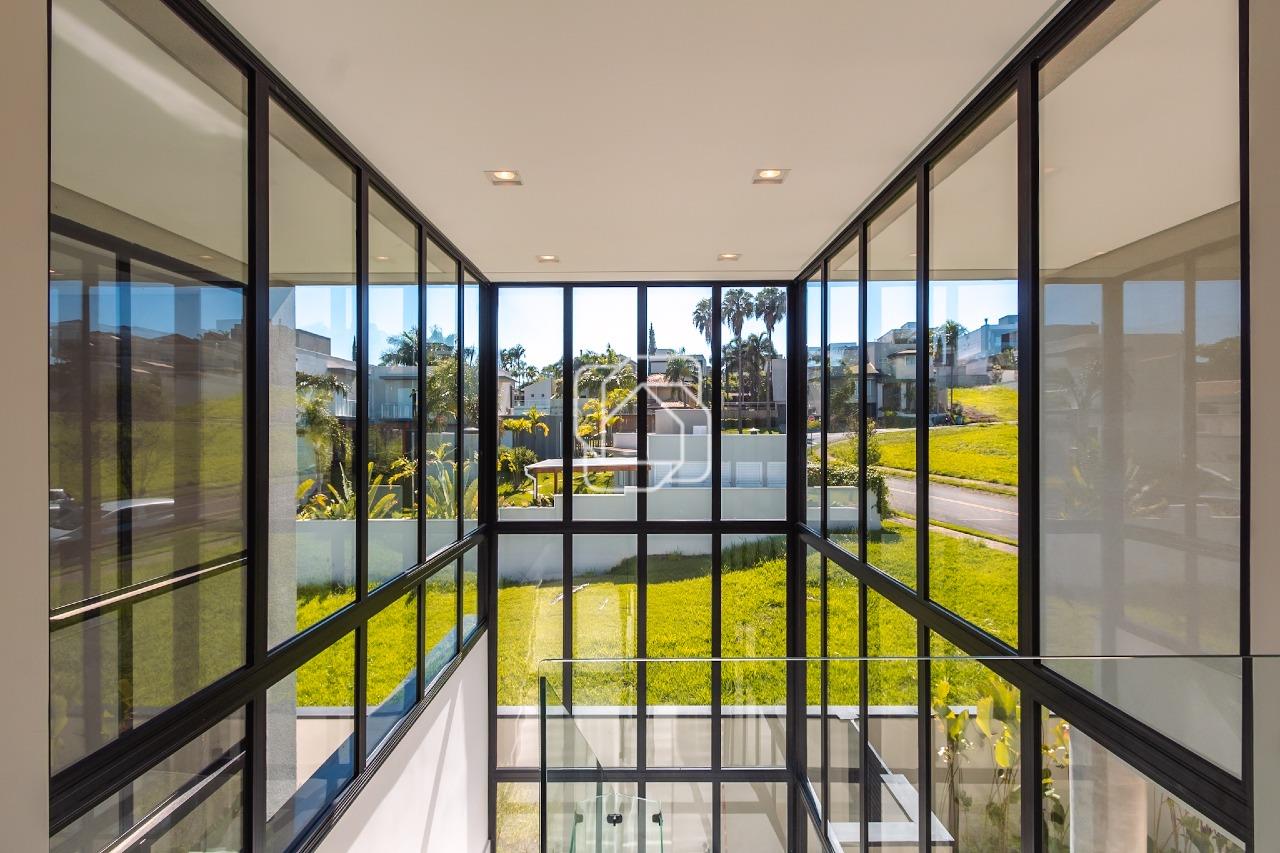 Casa de Condomínio à venda em Indaiatuba - SP - Jardim Vila Paradiso: Janelas de vidro