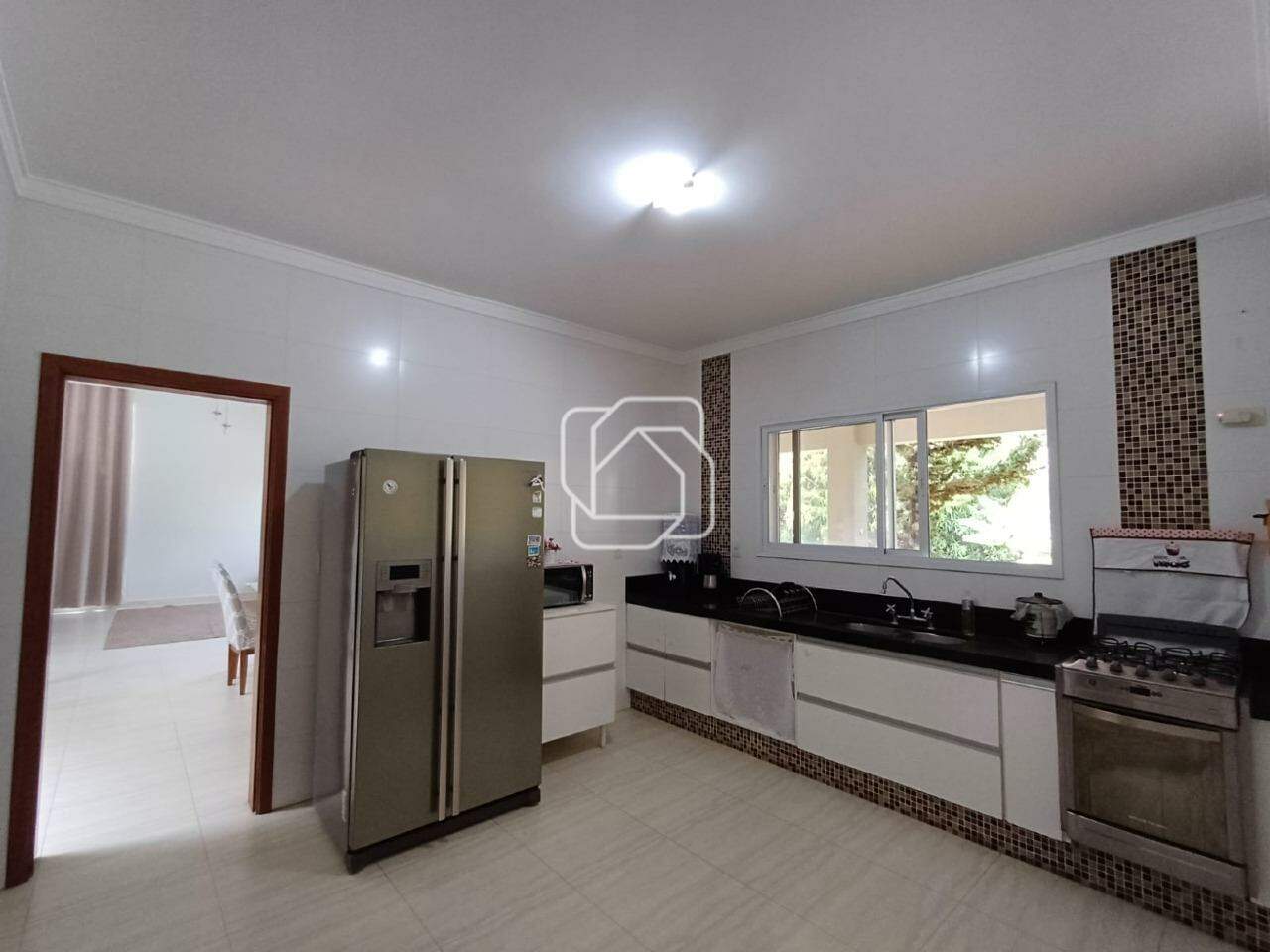 Casa de Condomínio para aluguel em Indaiatuba - SP - Terras de Itaici: Cozinha