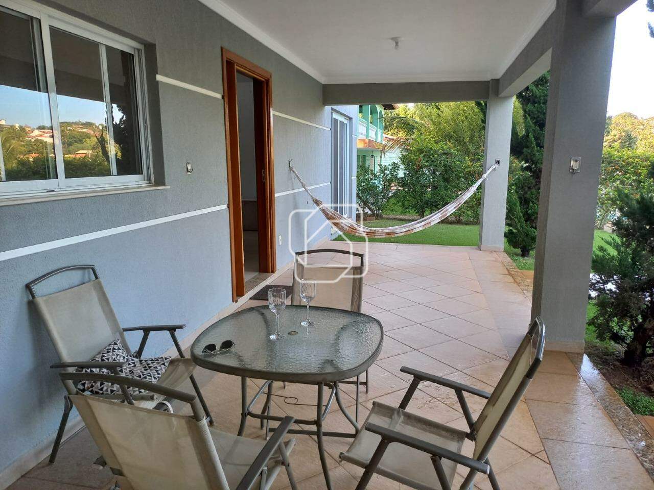 Casa de Condomínio para aluguel em Indaiatuba - SP - Terras de Itaici: Varanda