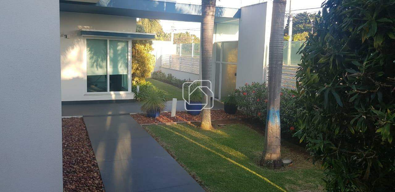 Casa de Condomínio para aluguel em Indaiatuba - SP - Terras de Itaici: Área externa