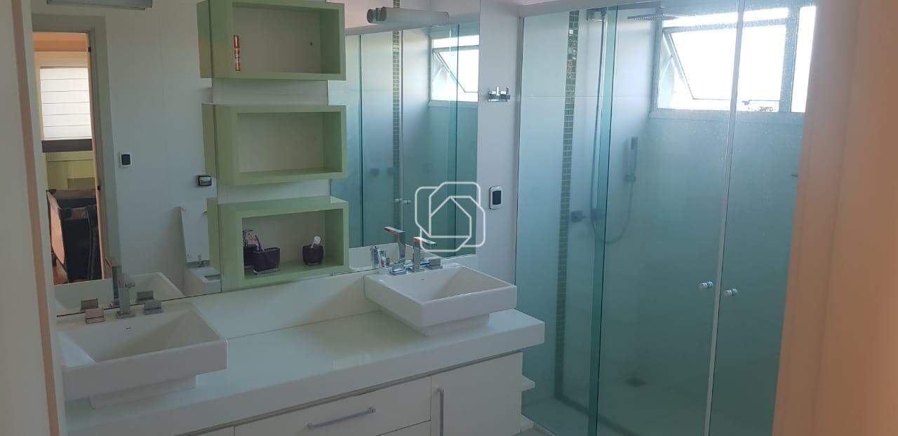 Casa de Condomínio para aluguel em Indaiatuba - SP - Terras de Itaici: Banheiro