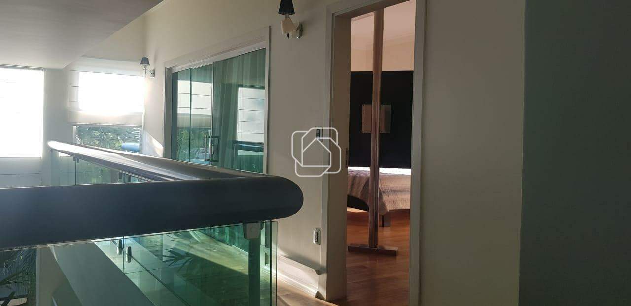 Casa de Condomínio para aluguel em Indaiatuba - SP - Terras de Itaici: Pavimento superior