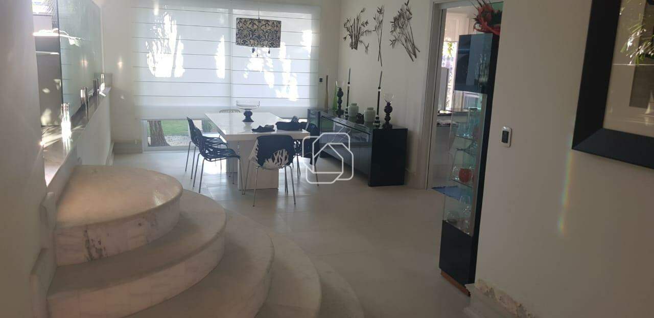 Casa de Condomínio para aluguel em Indaiatuba - SP - Terras de Itaici: Sala de jantar