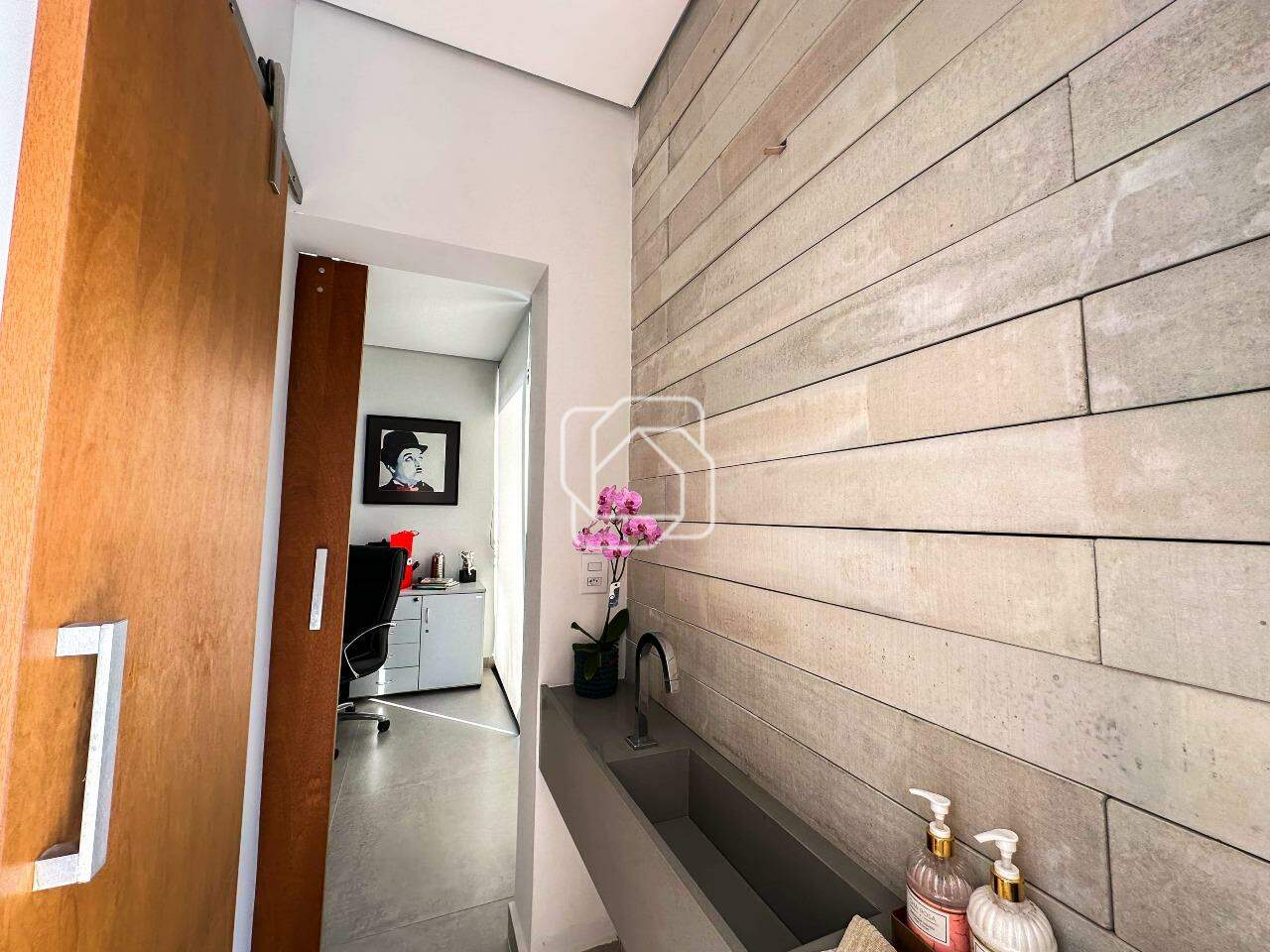 Casa de Condomínio para aluguel em Itu - SP - Condomínio Villas do Golfe: Lavabo