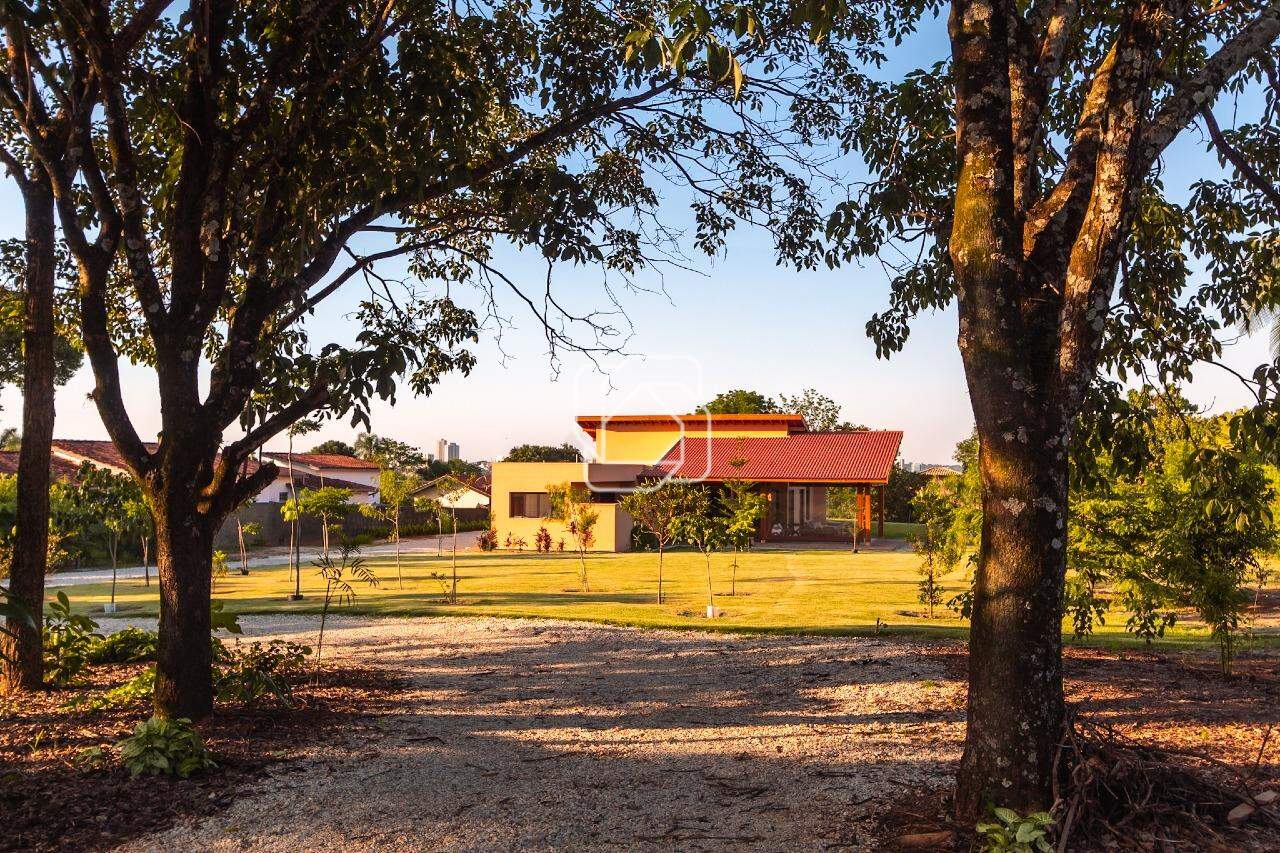 Casa de Condomínio à venda em Indaiatuba - SP - Recanto das Flores: Área externa