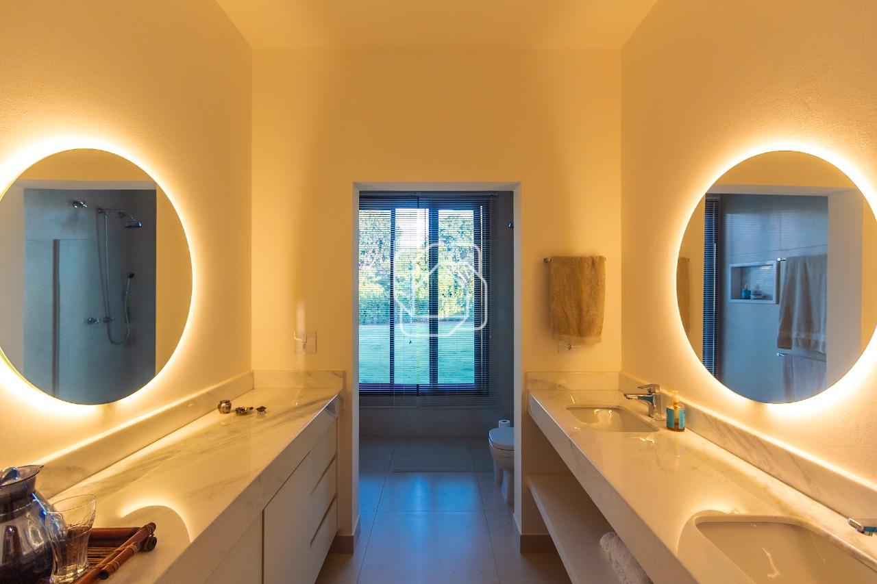 Casa de Condomínio à venda em Indaiatuba - SP - Recanto das Flores: Banheiro