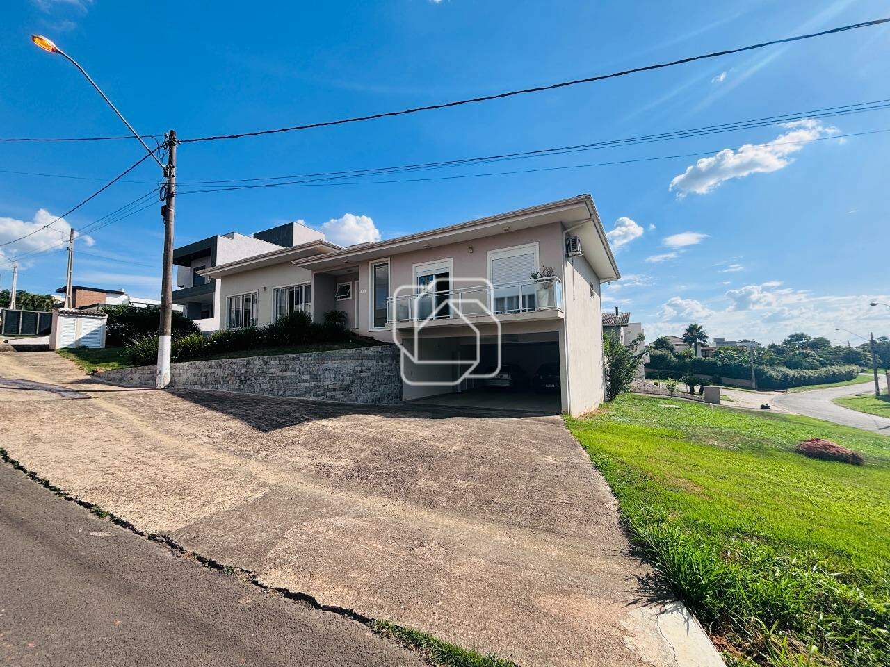 Casa de Condomínio à venda em Salto - SP - Terras de Mont Serrat: 
